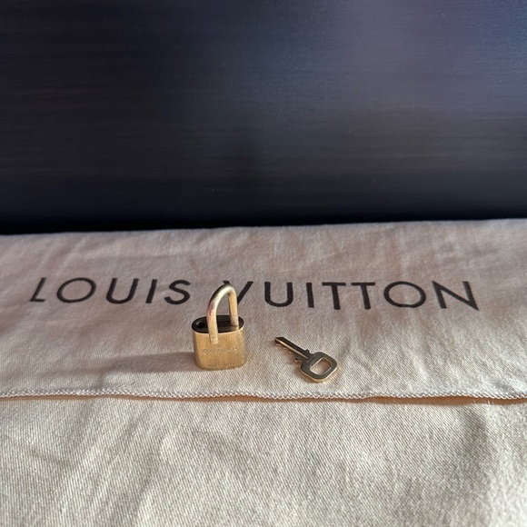 Louis Vuitton Handbags - Authentic LV Lock and Key #318